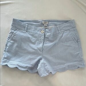 Blue and white stripe scallop edge shorts